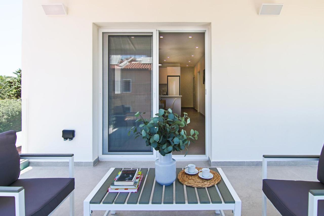 شقة Phaedrus Living Seaside Luxury Limnaria 172 بافوس المظهر الخارجي الصورة